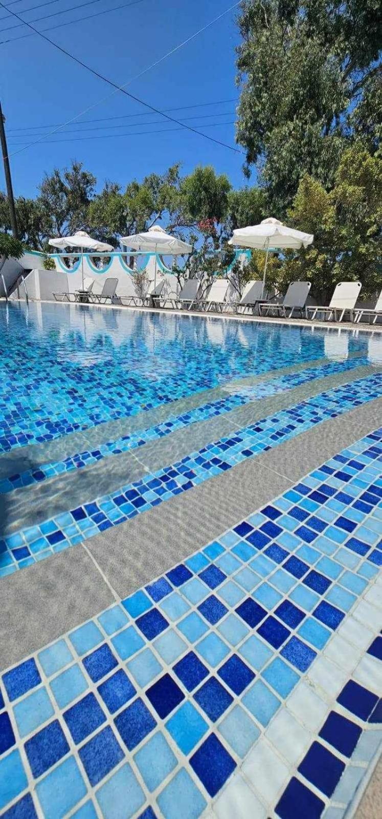Hotel Palladion Karterados  Luaran gambar